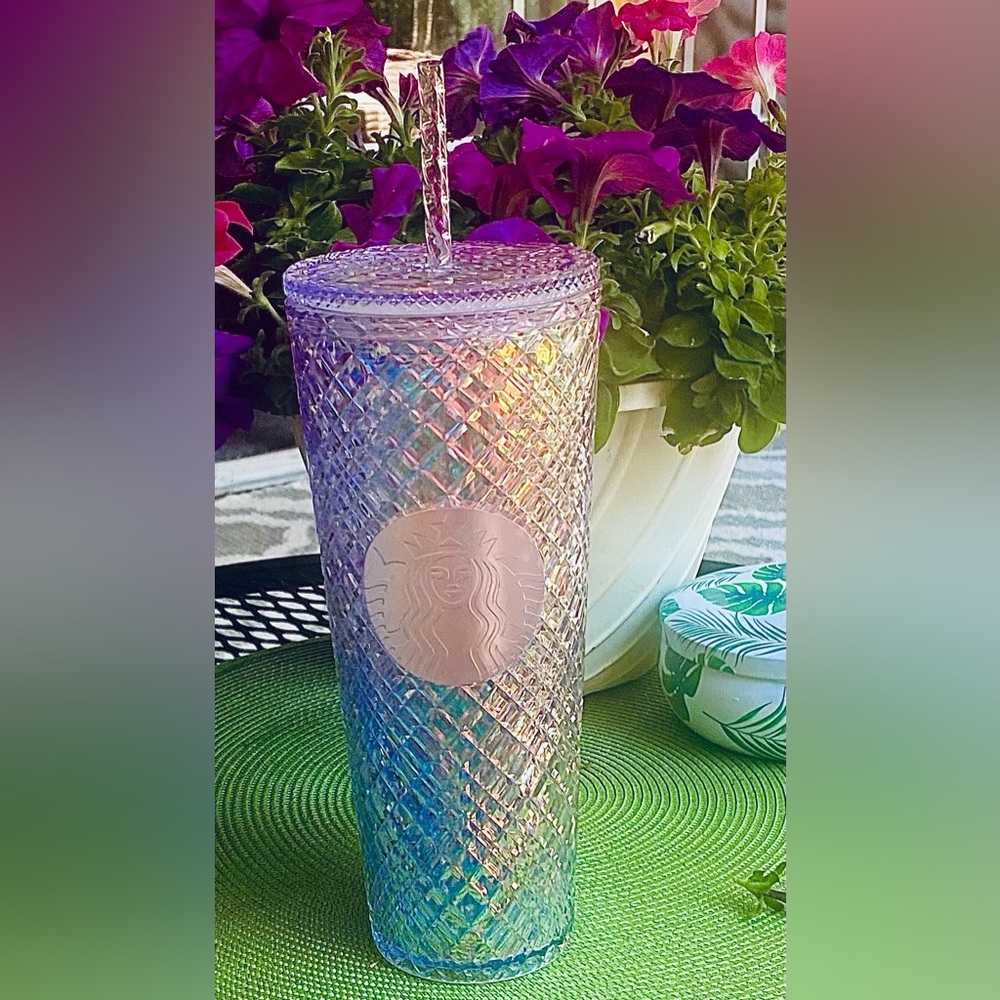 Starbucks iridescent holiday venti cup